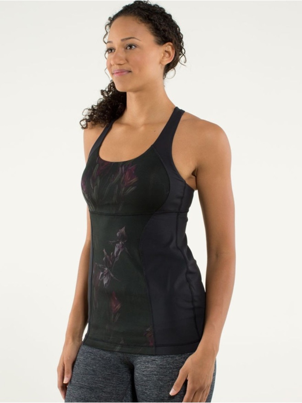 Lululemon Energy Tank Midnight Iris Multi / Black SZ 4 (2013) - Picture 3 of 12
